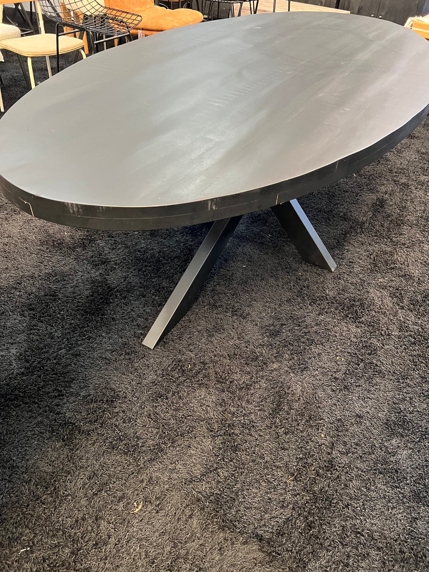 Eettafel Savoire Ovaal Zwart 220cm Mangohout