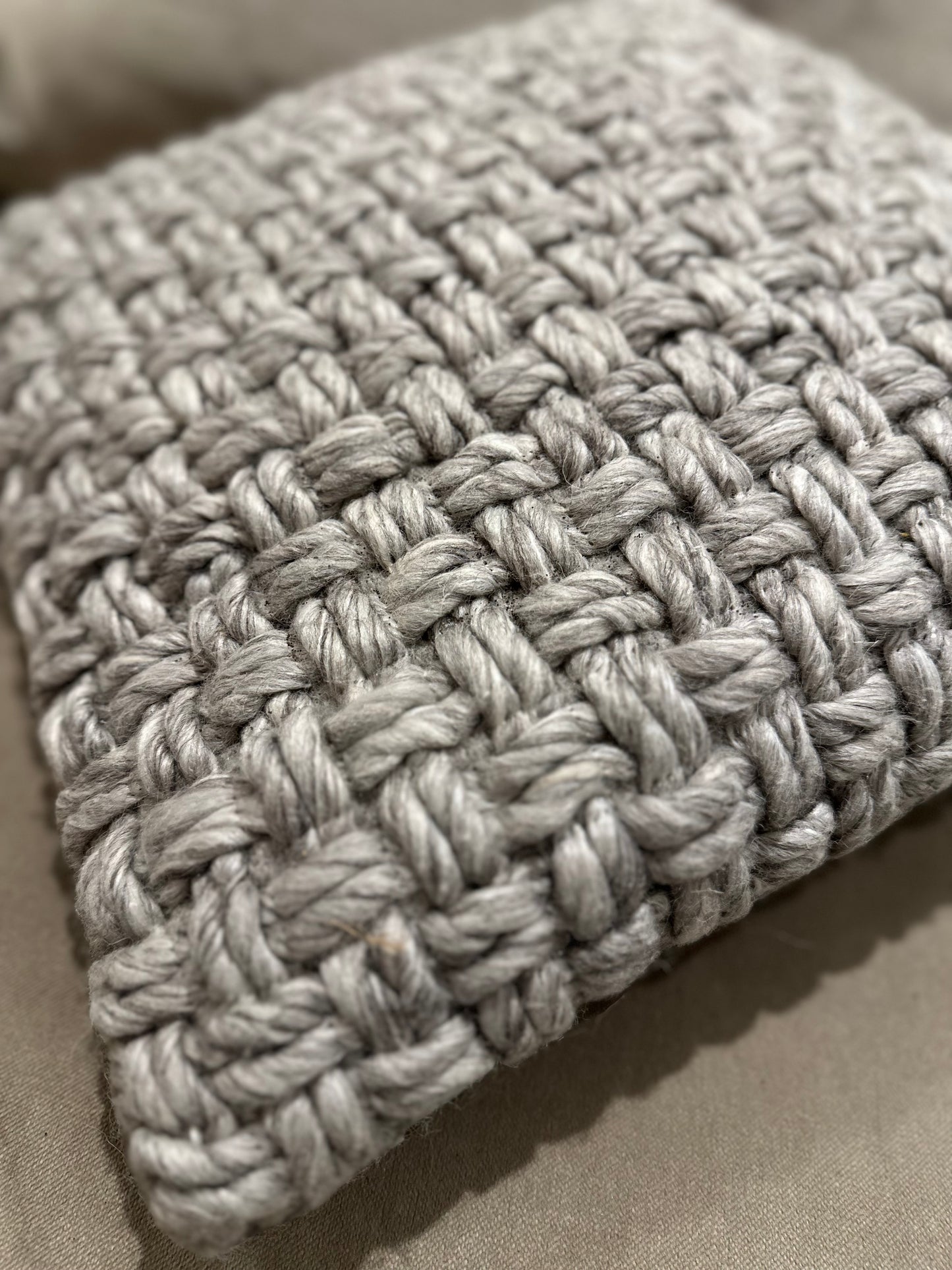 Sierkussen handgeweven wol antraciet