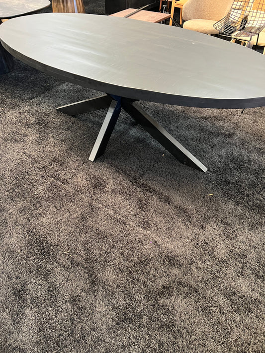 Eettafel Savoire Ovaal Zwart 220cm Mangohout