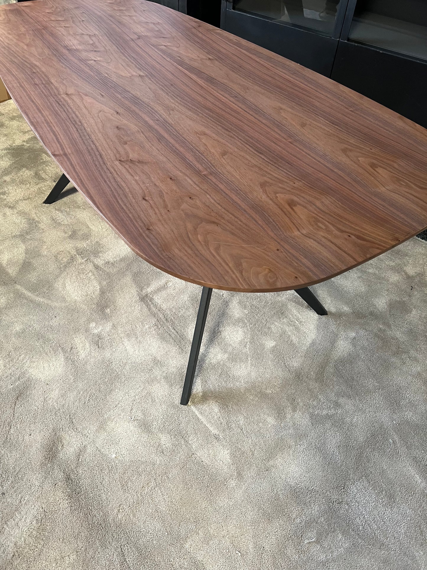 Eettafel organisch bruin 180cm - Fineer (Showmodel)