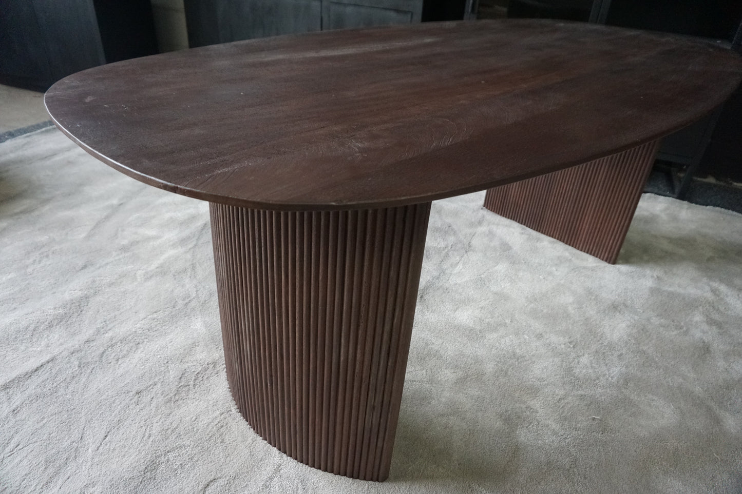 Eettafel Ovaal Bruin 240cm – Mangohout (Showmodel)