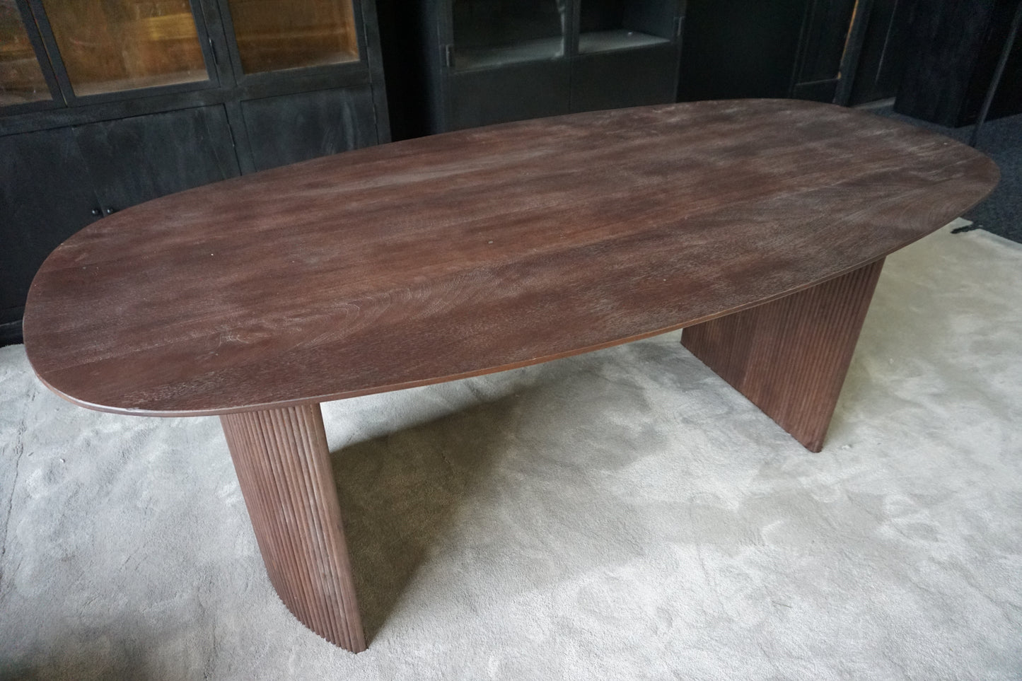 Eettafel Ovaal Bruin 240cm – Mangohout (Showmodel)